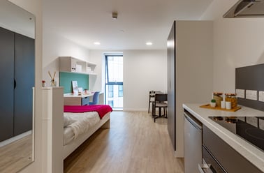 Premium Studio, Pavilion Court, 20 First Way, Wembley, London - Image 2